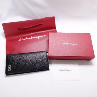 サルヴァトーレフェラガモ(Salvatore Ferragamo)のSalvatore Ferragamo　財布　メンズ　ブラック/レッド(長財布)