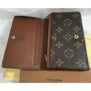 LOUIS VUITTON - ルイヴィトン 財布 二つ折り モノグラムの通販 by LOUIS VUITTON - ルイヴィトン 財布 二つ折り モノグラムの通販 by