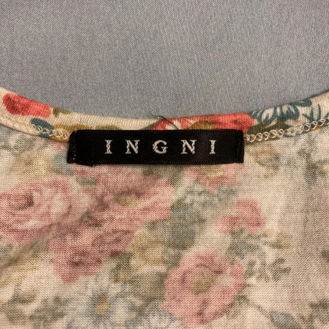 INGNI(イング)のタンクトップ  2点セット    左 INGNI イング レディースのトップス(タンクトップ)の商品写真