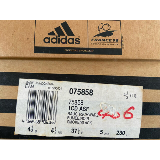 adidas(アディダス)のadidas アディダス 90s スニーカー　ネイビー　23.0cm レディースの靴/シューズ(スニーカー)の商品写真