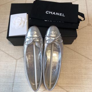 新品未使用　CHANEL  フラットシューズ　シルバー　size36.5(バレエシューズ)