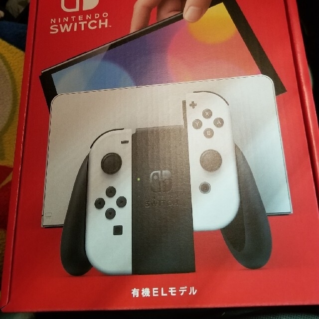 Nintendo Switch(ニンテンドースイッチ)のニンテンドースイッチ　有機ELモデル エンタメ/ホビーのゲームソフト/ゲーム機本体(家庭用ゲーム機本体)の商品写真