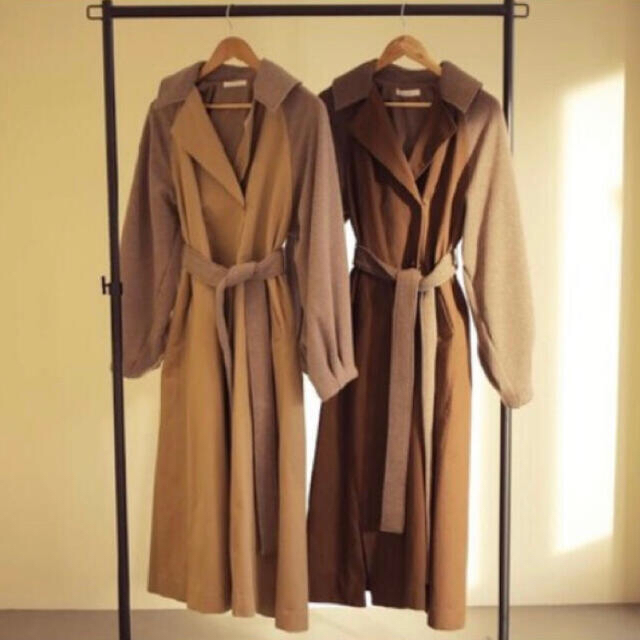 Kastane(カスタネ)の値下げ iam volume tuck wool trench coat   レディースのジャケット/アウター(ロングコート)の商品写真