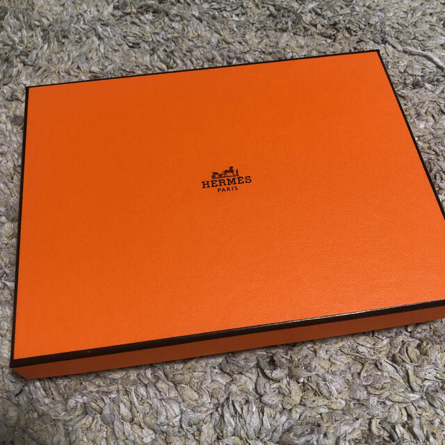 Hermes(エルメス)の【みい様専用】タオルハンカチ　新品 レディースのファッション小物(ハンカチ)の商品写真