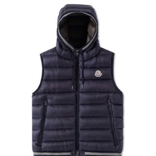 モンクレール(MONCLER)の【30分限定】Moncler AMIENS ダウンベスト 02 新品同様(ダウンベスト)