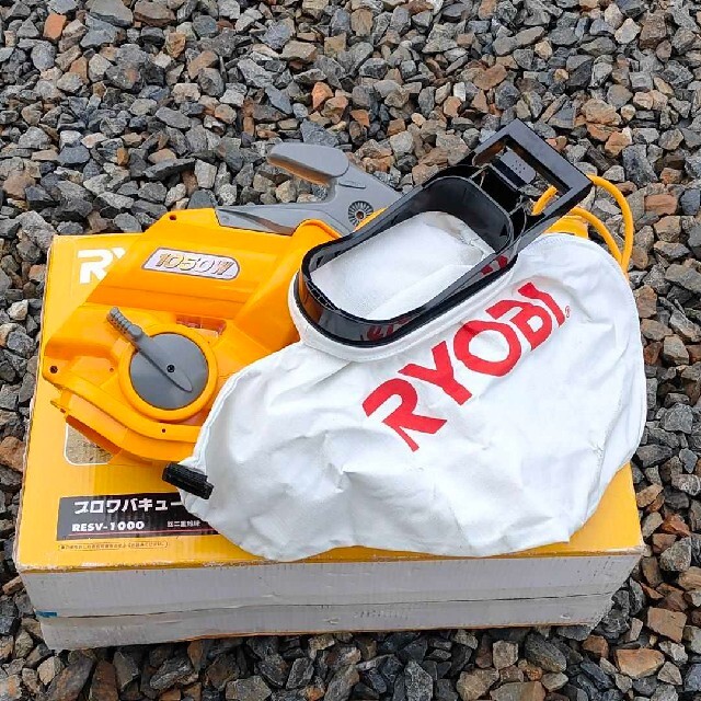 RYOBI(リョービ)のリョービ ブロワー バキューム RYOBI RESV-1000 ブロア スポーツ/アウトドアの自転車(工具/メンテナンス)の商品写真
