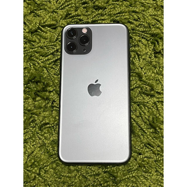 Apple(アップル)のiPhone11pro 本体 SIMフリー版 64GB スマホ/家電/カメラのスマートフォン/携帯電話(スマートフォン本体)の商品写真