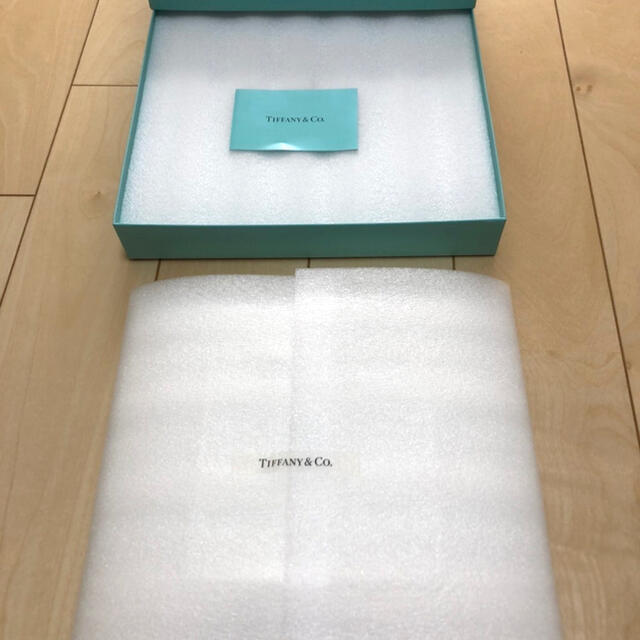 Tiffany & Co.(ティファニー)の【新品】Tiffany ティファニー 深皿 角皿プレート インテリア/住まい/日用品のキッチン/食器(食器)の商品写真