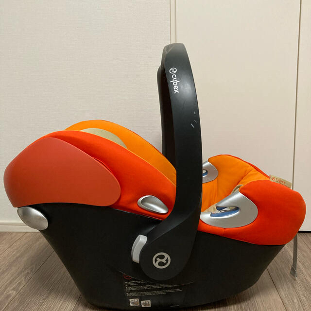 エイトンＱチャイルドシート cybex ATONQ アダプター付き 1