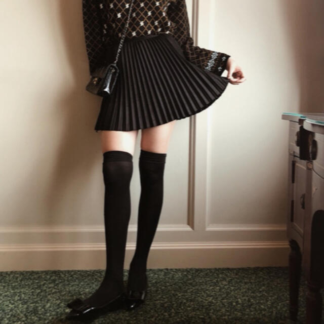 ZARA - 新品 epine エピヌ プリーツミニスカート ブラックの通販 by ...