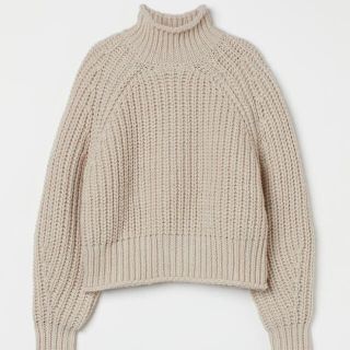 エイチアンドエム(H&M)の新品　今季H&M チャンキーニット　ライトベージュ(ニット/セーター)