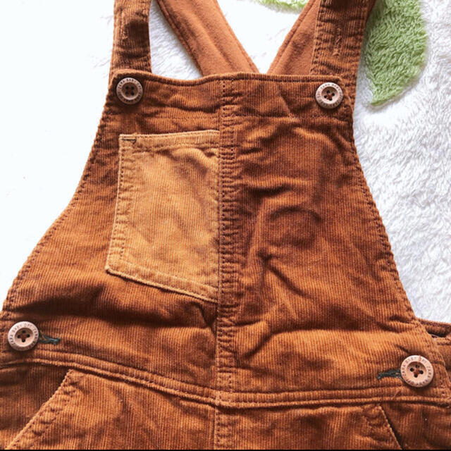 ZARA KIDS(ザラキッズ)のZARA baby コーデュロイオーバーオール80 キッズ/ベビー/マタニティのベビー服(~85cm)(カバーオール)の商品写真