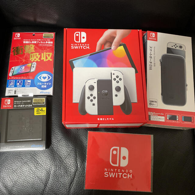 Nintendo Switch(有機ELモデル) ホワイト Nintendo Switch(有機ELモデル) ホワイト