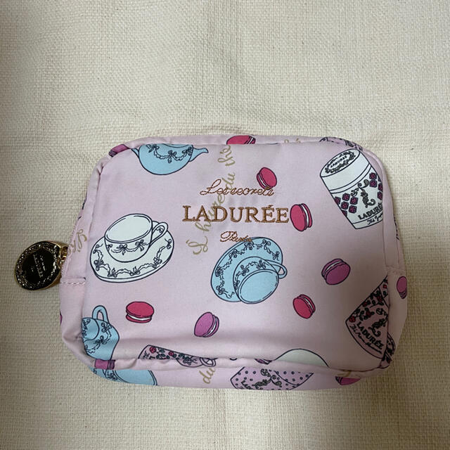 LADUREE(ラデュレ)のLADUREEポーチ レディースのファッション小物(ポーチ)の商品写真