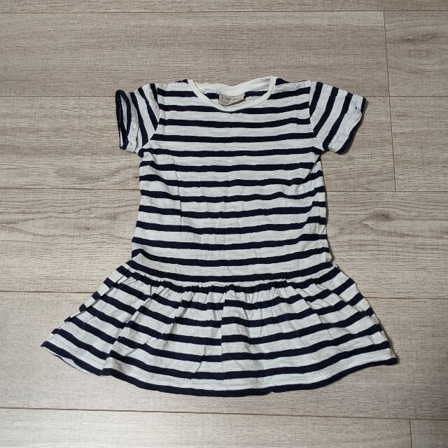 NEXT(ネクスト)のnext　チュニック　98 キッズ/ベビー/マタニティのキッズ服女の子用(90cm~)(Tシャツ/カットソー)の商品写真