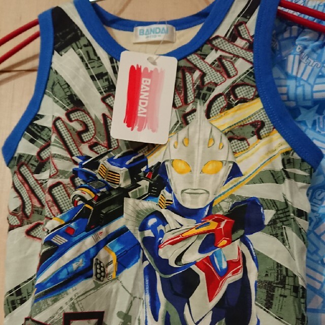 ウルトラマン  上下 キッズ/ベビー/マタニティのキッズ服男の子用(90cm~)(その他)の商品写真