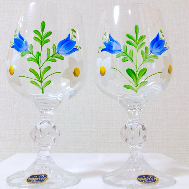 新品ボヘミアングラスボヘミアガラスクリスタルワイングラス手書き花柄チェコ製