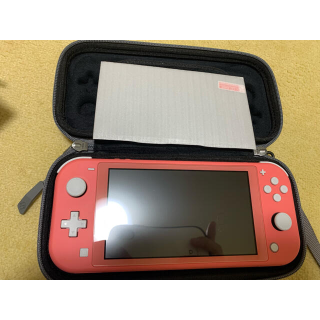 Nintendo Switch コーラル ケース付き 4