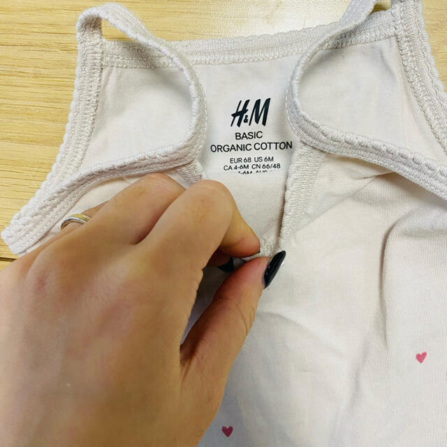 H&M(エイチアンドエム)のベビー肌着　ロンパース ボディースーツ キッズ/ベビー/マタニティのベビー服(~85cm)(肌着/下着)の商品写真