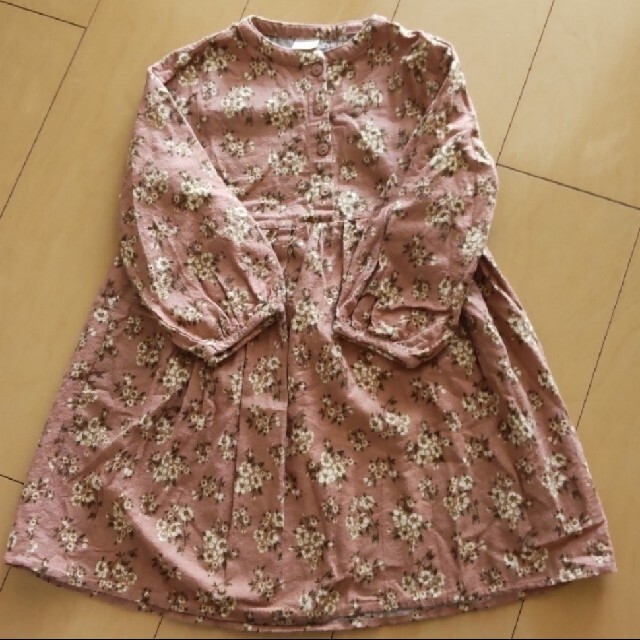 美品♡トッカ 130 邪魔くさく TOCCA 長袖 ワンピース グレー 美品♡トッカ 130 邪魔くさく TOCCA 長袖 ワンピース グレー