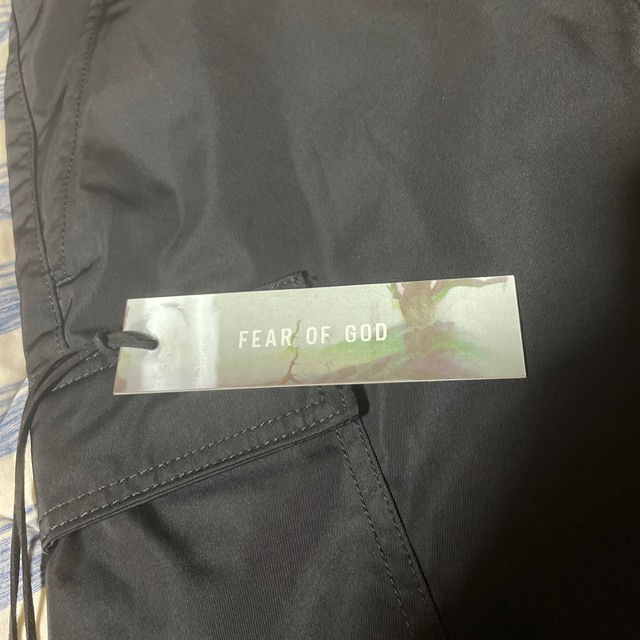 FEAR OF GOD(フィアオブゴッド)の fear of god NYLON CARGO SNAP PANT Ssize メンズのパンツ(ワークパンツ/カーゴパンツ)の商品写真