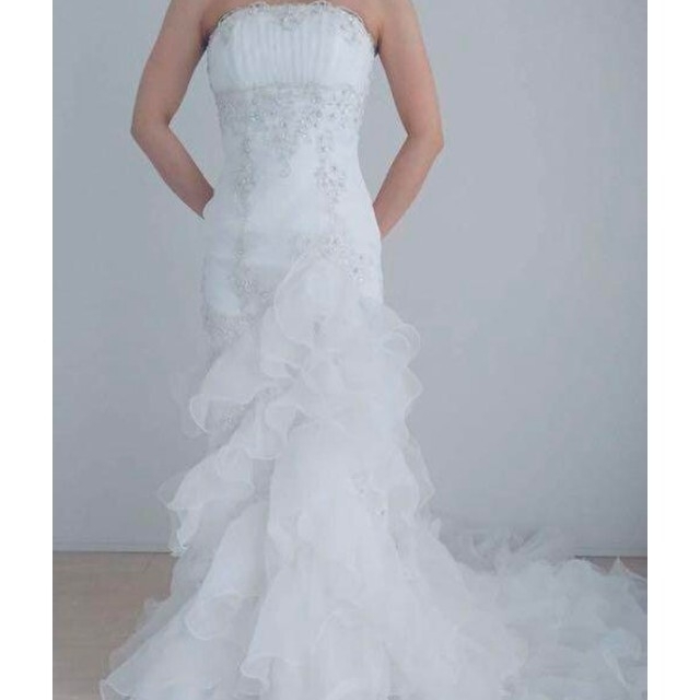 ウェディングドレス　マーメイド ウエディング オフホワイト レディースのフォーマル/ドレス(ウェディングドレス)の商品写真