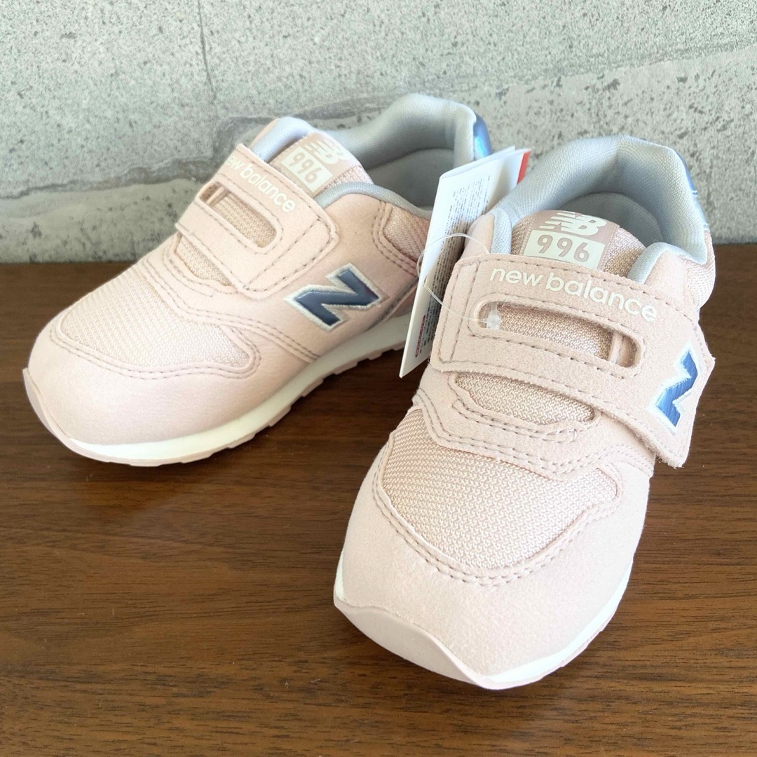 New Balance(ニューバランス)の【新品】16.5センチ ブラック×ライム ニューバランス スニーカー キッズ/ベビー/マタニティのキッズ靴/シューズ(15cm~)(スニーカー)の商品写真