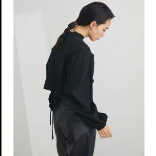 マウジー(moussy)のSTYLEMIXIER ハイネックバックリボントップス(シャツ/ブラウス(長袖/七分))