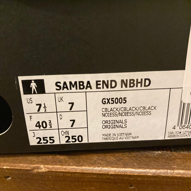 NEIGHBORHOOD(ネイバーフッド)のNEIGHBORHOOD×アディダス×END 　SAMBA 25.5 メンズの靴/シューズ(スニーカー)の商品写真