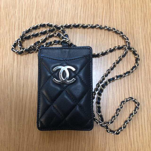 CHANEL(シャネル)のシャネル　カードケース　パスケース レディースのファッション小物(パスケース/IDカードホルダー)の商品写真