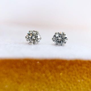 ハチ様専用　ダイヤモンドピアス　0.4ct(ピアス)