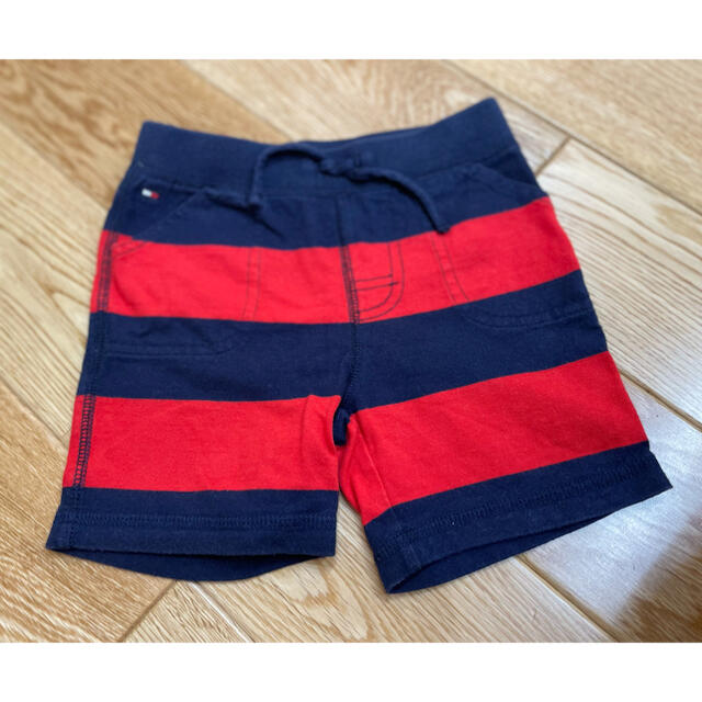 TOMMY HILFIGER(トミーヒルフィガー)のTOMMY HILFIGER ハーフパンツ　18M 80 90 キッズ/ベビー/マタニティのベビー服(~85cm)(パンツ)の商品写真