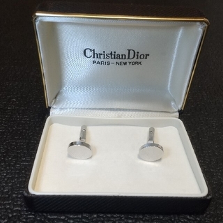 クリスチャンディオール(Christian Dior)のhalo様専用 Christian Dior カフスボタン 中古品 ケース無し(カフリンクス)