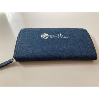 アースミュージックアンドエコロジー(earth music & ecology)のラウンド型財布(財布)