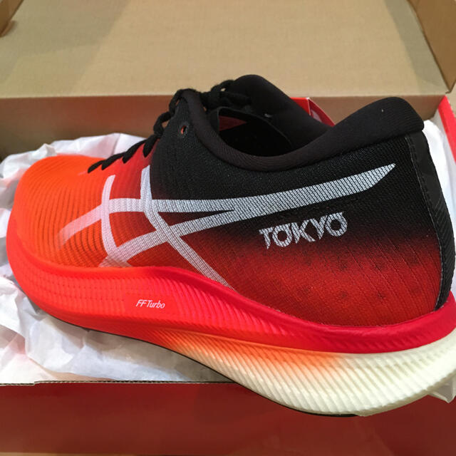 asics(アシックス)の新品27.0cm METASPEED SKY asics Sunrise Red スポーツ/アウトドアのランニング(シューズ)の商品写真