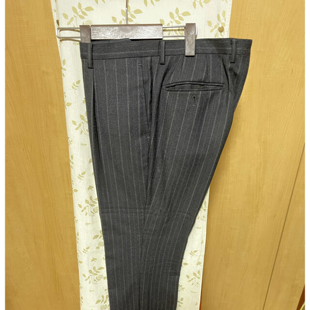 青山(アオヤマ)の秋冬メンズスリーピーススーツ メンズのスーツ(セットアップ)の商品写真