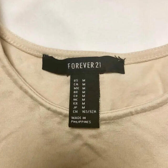 FOREVER 21(フォーエバートゥエンティーワン)のFOREVER 21 フリンジノースリーブ レディースのトップス(タンクトップ)の商品写真