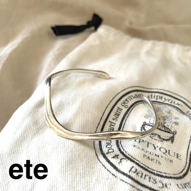 ete(エテ)の専用【ete/エテ】バングル ウォーターフロー レディースのアクセサリー(ブレスレット/バングル)の商品写真