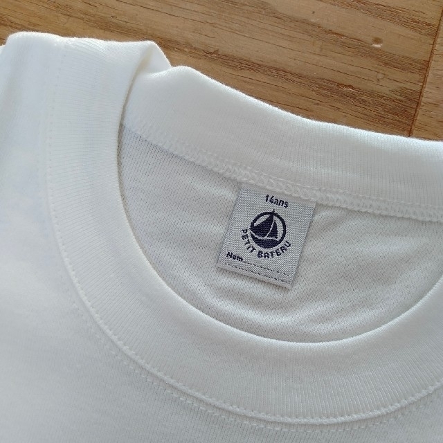 PETIT BATEAU(プチバトー)のプチバトー　クルーネックTシャツ２枚　14ans レディースのトップス(Tシャツ(半袖/袖なし))の商品写真