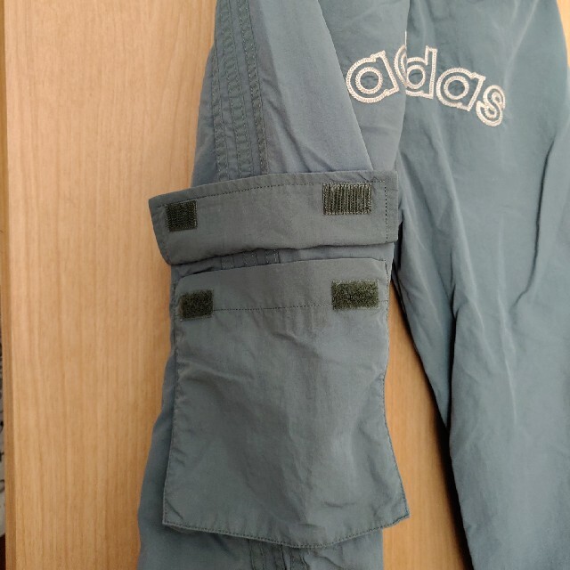 adidas(アディダス)の★adidas★　150・SIZE　ズボン キッズ/ベビー/マタニティのキッズ服男の子用(90cm~)(パンツ/スパッツ)の商品写真