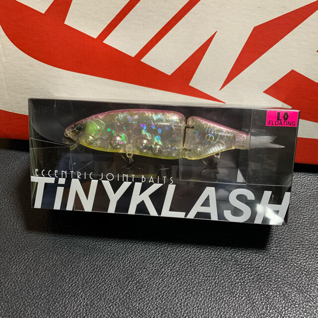 ガッカリボウズさん専用DRTTiNYKLASH low #長谷川ピンクver.3 注目