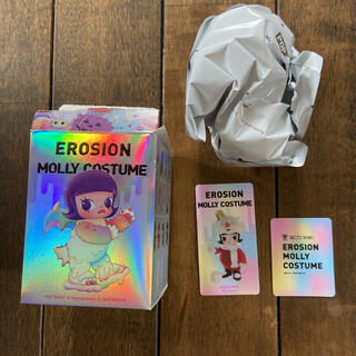 MOLLY × INSTINCTOY EROSION  フィギュア ポップマート(その他)