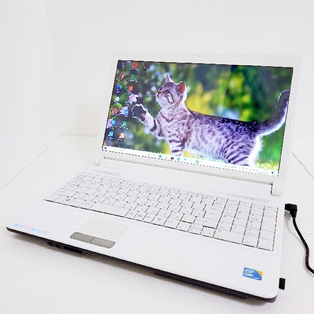 ☘️【美品・大容量1TB・ホワイト】☘️FUJITSU　LIFEBOOK