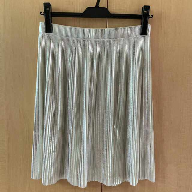 ma様専用　インポート　シルバースカート レディースのスカート(ひざ丈スカート)の商品写真