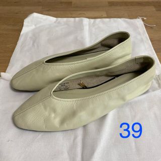 ザラ(ZARA)の専用　ZARAレザーフラット39(バレエシューズ)