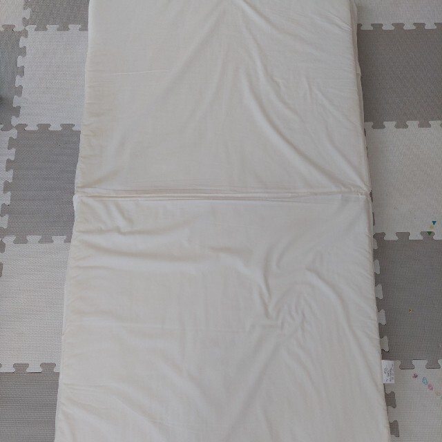 Combi mini(コンビミニ)のベビー用　固綿敷き布団 キッズ/ベビー/マタニティの寝具/家具(ベビー布団)の商品写真
