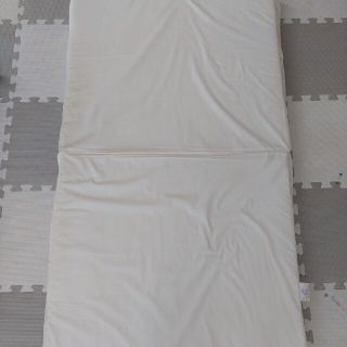 Combi mini(ベビー布団)のフリマアイテム一覧 Combi mini(ベビー布団)のフリマアイテム一覧