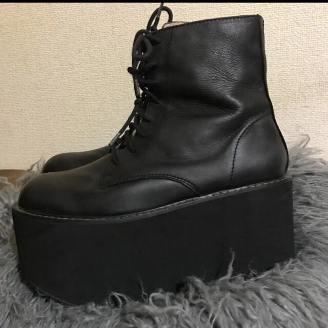 JEFFREY CAMPBELL(ジェフリーキャンベル)のjeffrey campbell × Nastygal 厚底ブーツ レディースの靴/シューズ(ブーツ)の商品写真