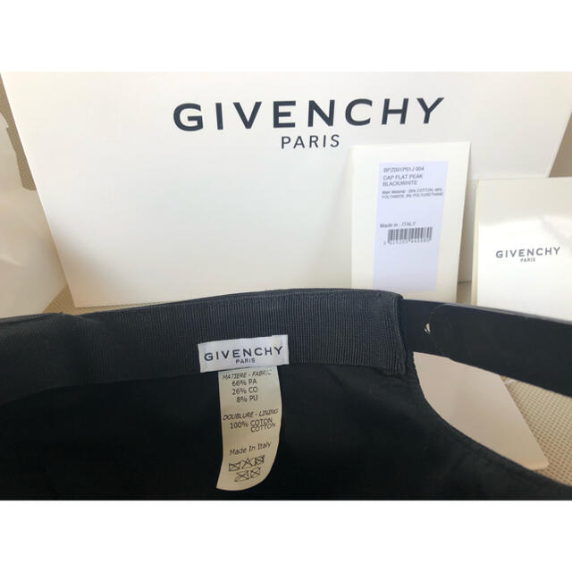 GIVENCHY キャップ　※ 箱、タグ付き