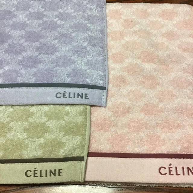 celine(セリーヌ)のお値下げ　セリーヌ　バスタオル　フェイスタオル　新品未使用品 インテリア/住まい/日用品の日用品/生活雑貨/旅行(タオル/バス用品)の商品写真